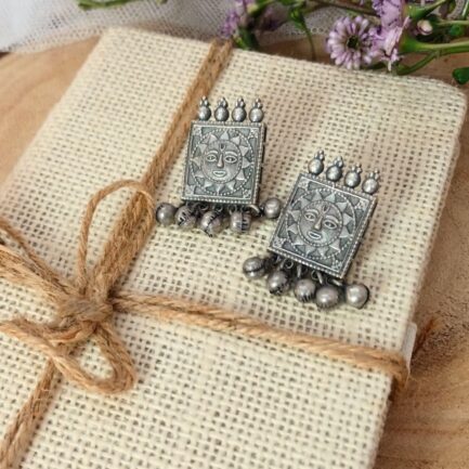 Suryamukhi - Stud Earrings with ghooghri - Image 2