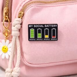 Social Battery Enamel Pin – Funny Social Battery Level Pin